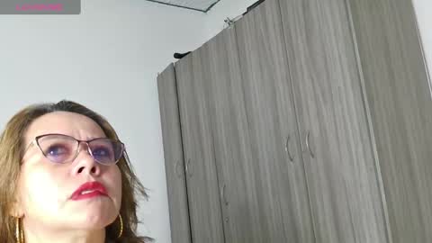 Snapshot of dulce_anahi_ chatting on 11-01-25, 02:24 Im Dulce online show from 11-01-25, 02:24