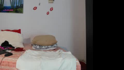 Snapshot of dulce_anita2 chatting on 02-08-25, 03:41 Anita online show from 02-08-25, 03:41