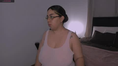 Snapshot of dulce_brithany chatting on 05-25-26, 10:54 dulce brithany online show from 05-25-26, 10:54