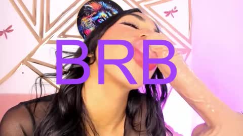 Dulce online show from 11-11-25, 01:22