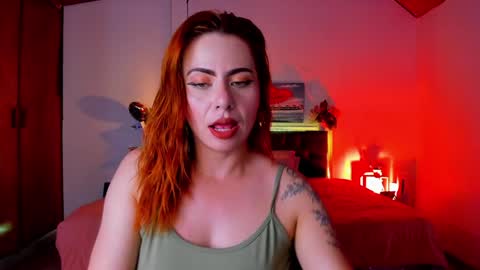 Snapshot of dulce_charlottee chatting on 01-09-25, 07:50 DULCE online show from 01-09-25, 07:50