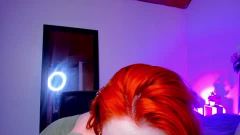 Snapshot of dulce_charlottee chatting on 01-22-25, 11:10 DULCE online show from 01-22-25, 11:10