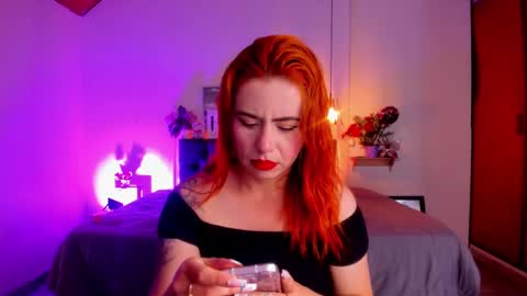 Snapshot of dulce_charlottee chatting on 02-02-25, 04:00 DULCE online show from 02-02-25, 04:00