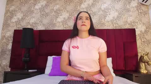 Snapshot of dulce_devil_ chatting on 03-31-26, 11:32 Dulce online show from 03-31-26, 11:32