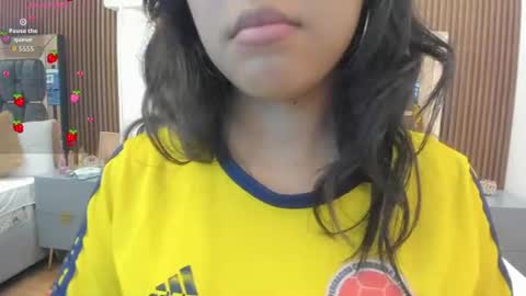 Dulce online show from 06-19-26, 11:25