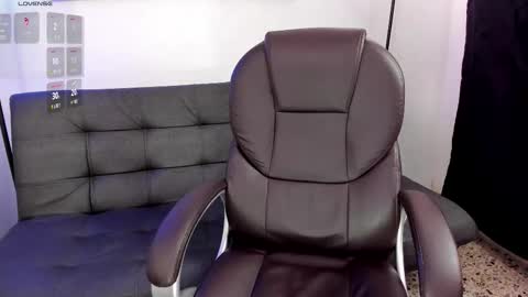 Snapshot of dulce_kitty13 chatting on 11-05-25, 03:39 Kitty online show from 11-05-25, 03:39