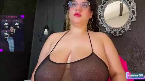 Snapshot of dulce_lf chatting on 02-22-26, 02:04 DULCE LF online show from 02-22-26, 02:04