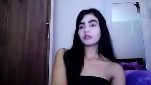 Snapshot of dulce_lucero chatting on 12-19-24, 06:56 dulce_lucero online show from 12-19-24, 06:56