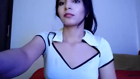Snapshot of dulce_lucero chatting on 01-07-25, 09:25 dulce_lucero online show from 01-07-25, 09:25