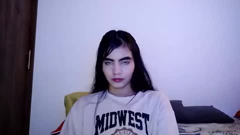 Snapshot of dulce_lucero chatting on 01-14-25, 06:07 dulce_lucero online show from 01-14-25, 06:07