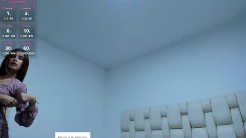 Snapshot of dulce_m_ chatting on 05-03-26, 12:00 Dulce Maria online show from 05-03-26, 12:00