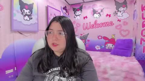 Dulce  online show from 06-20-26, 11:57