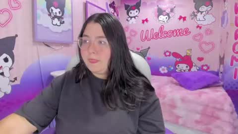 Dulce  online show from 06-24-26, 11:53