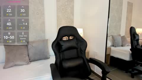 N A T Y online show from 09-18-25, 02:13