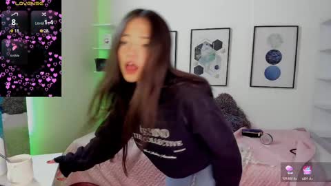 Dulce  online show from 02-24-25, 04:15