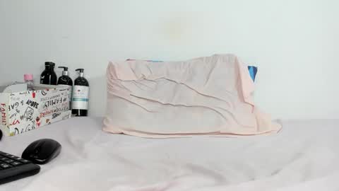 Snapshot of dulce_princss_ chatting on 03-02-26, 07:15 dulce online show from 03-02-26, 07:15