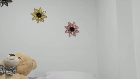 Dulce  online show from 01-08-25, 11:43