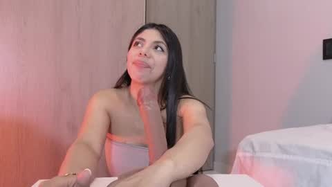 Snapshot of dulce_sammy_ chatting on 03-05-26, 10:22 Sammy online show from 03-05-26, 10:22