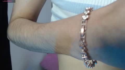 Snapshot of dulce_sara0 chatting on 12-18-25, 02:28 Dulce Sara online show from 12-18-25, 02:28