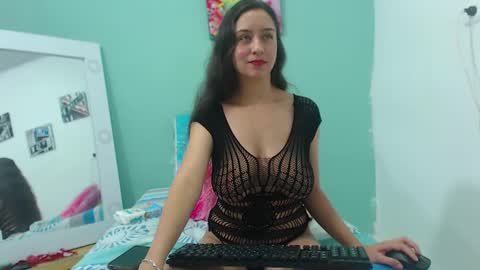 dulce_sexy21 online show from 01-28-25, 08:26
