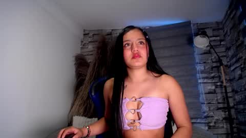 Snapshot of dulceamara_vg chatting on 05-23-26, 11:36 Amara online show from 05-23-26, 11:36
