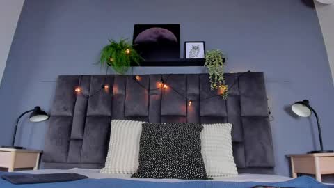 DULCE AURORA online show from 06-10-26, 02:56