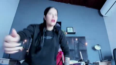 DULCE AURORA online show from 07-10-26, 02:49