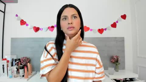 Dulce online show from 02-22-25, 03:23