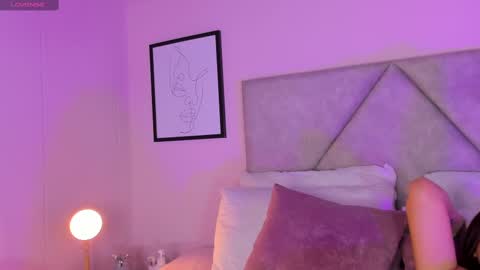 Snapshot of dulceegarcia chatting on 09-09-25, 01:05 Dulcee Garcia online show from 09-09-25, 01:05