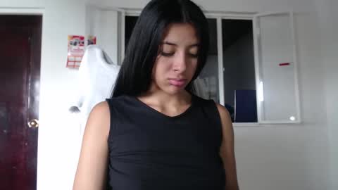 dulceisabellax online show from 01-25-25, 05:19