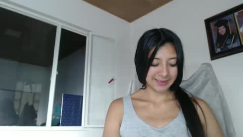 dulceisabellax online show from 02-05-25, 09:07