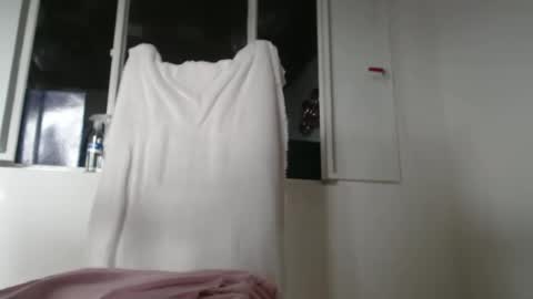 dulceisabellax online show from 03-07-25, 06:33