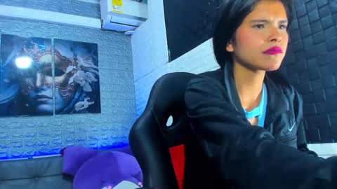 dulcemystery online show from 10-07-25, 03:20