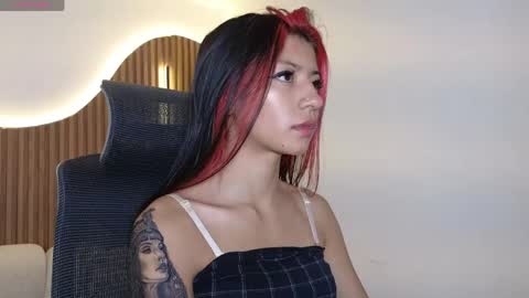 Snapshot of dulcetorresvg chatting on 06-05-26, 04:52 Dulce online show from 06-05-26, 04:52