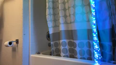 Snapshot of dumbgirl5150 chatting on 02-13-25, 10:55 dumbgirl5150 online show from 02-13-25, 10:55