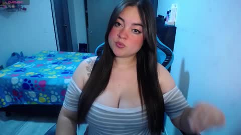 Nicole   online show from 02-02-26, 08:02