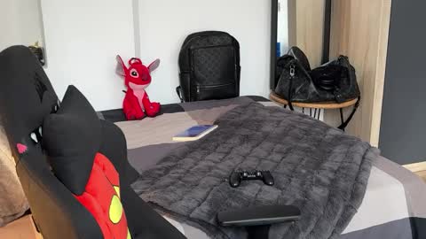 Duncan Collins online show from 03-06-25, 11:47