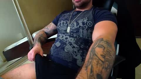 Snapshot of duncanstones chatting on 03-06-26, 12:12 DuncanStone online show from 03-06-26, 12:12