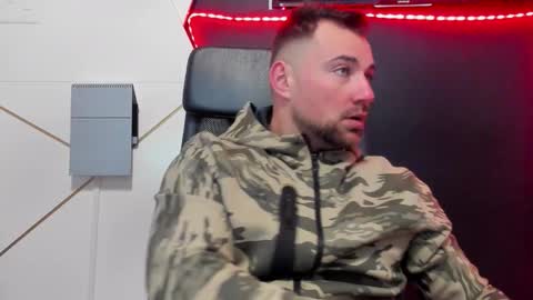 Snapshot of duncanstones chatting on 03-16-26, 05:35 DuncanStone online show from 03-16-26, 05:35