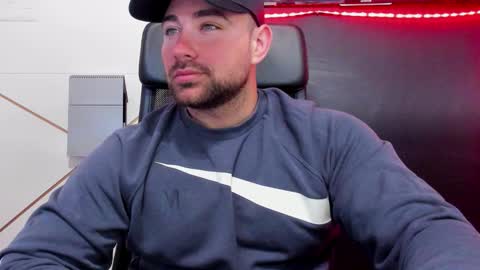 Snapshot of duncanstones chatting on 03-21-26, 08:19 DuncanStone online show from 03-21-26, 08:19