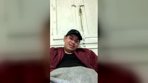 duocaliente310037 online show from 02-15-26, 03:42