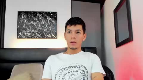 Snapshot of duolust chatting on 10-01-25, 12:22 Thomas and Noah online show from 10-01-25, 12:22