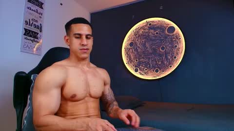 duran_dhikol1 online show from 05-12-26, 12:52
