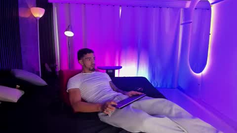 Duriel online show from 12-16-25, 12:43