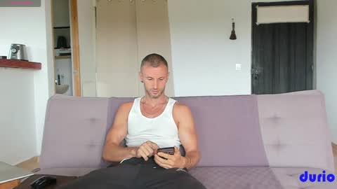 Durio online show from 05-13-26, 02:14