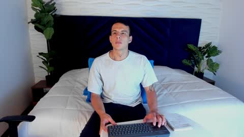 Dustin Sonne online show from 01-28-25, 09:30