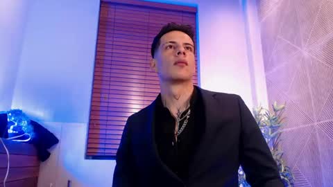 Dustin Sonne online show from 05-08-26, 04:18