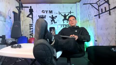 Dustin Sonne online show from 06-12-26, 04:00