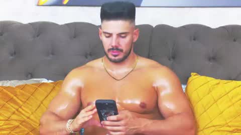 Dustin online show from 08-05-26, 03:31