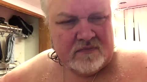 Snapshot of dustyballzer chatting on 12-14-24, 04:12 Dusty online show from 12-14-24, 04:12